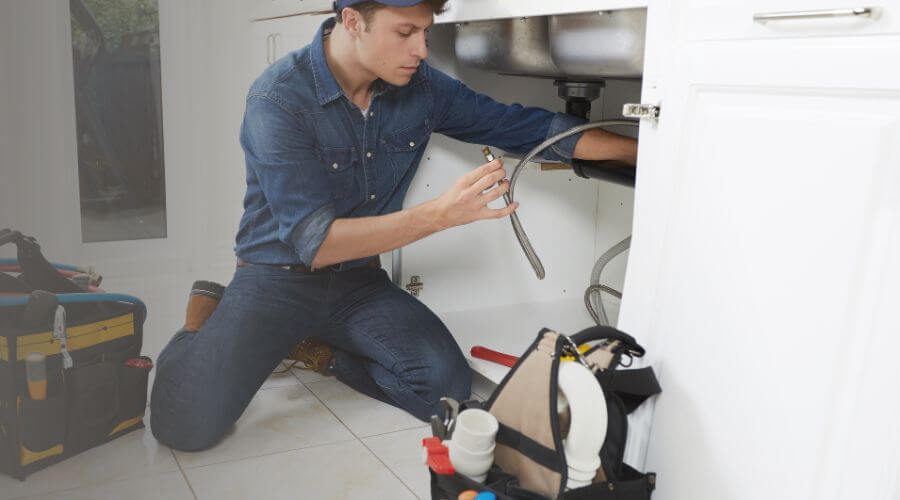 Local tankless water heater installation in Mclean, NE